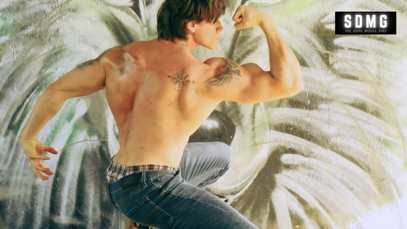 Alpha performs to Kongos "Come with Me Now"